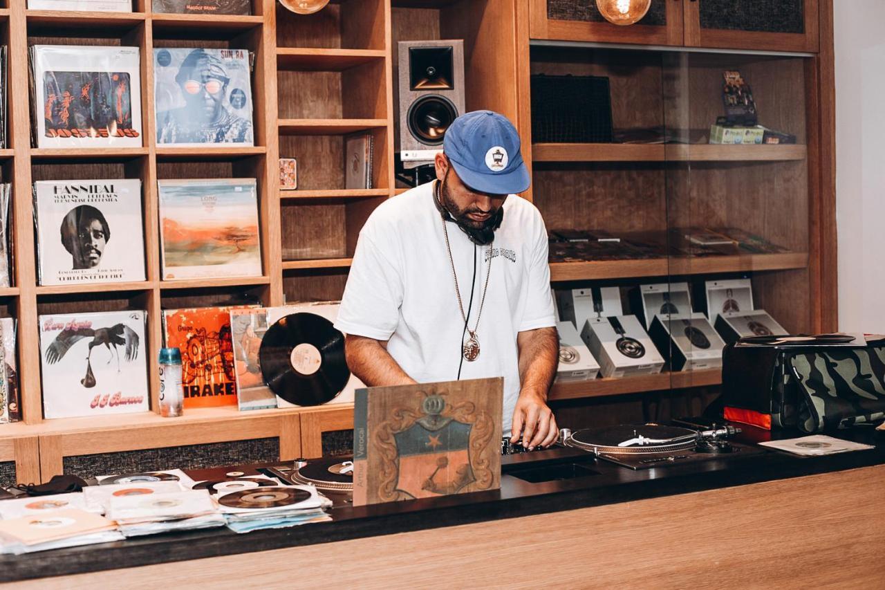 Vignette Collection Yours Truly Dc By Ihg Washington Kültér fotó DJ Spinna in 2016