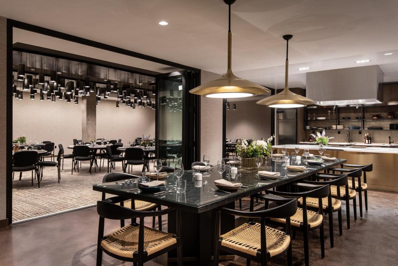 Vignette Collection Yours Truly Dc By Ihg Washington Kültér fotó The interior of the restaurant